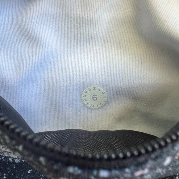 Lululemon Speed Up Tight - 6 - Picture 10 of 10